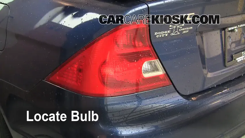 2001 Honda Civic EX 1.7L 4 Cyl. Coupe (2 Door) Lights Turn Signal - Rear (replace bulb)